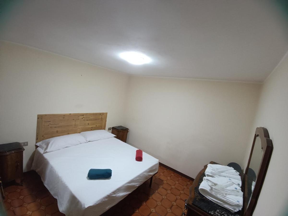 I Tre Moschettoni Apartment Valbrona Luaran gambar